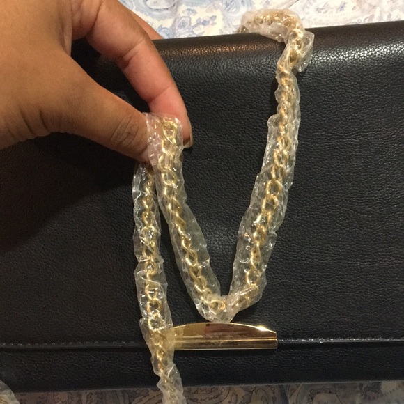 Purse - Picture 2 of 2